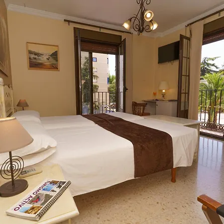 Colón Hotel