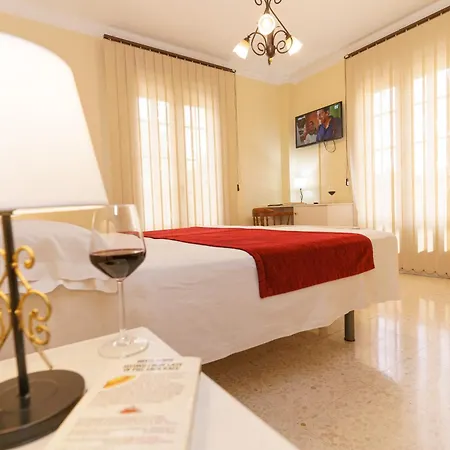 Colon Otel